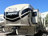 2015 Jayco Pinnacle Photo #2