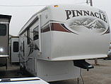 2011 Jayco Pinnacle Photo #2