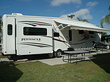 2011 Jayco Pinnacle Photo #2