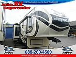 2015 Jayco Pinnacle Photo #1