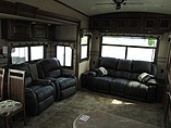 2015 Jayco Pinnacle Photo #10