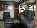 2015 Jayco Pinnacle Photo #8