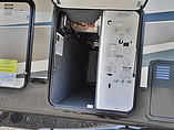 2015 Jayco Pinnacle Photo #3