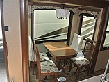 2015 Jayco Pinnacle Photo #5