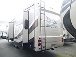 2015 Jayco Pinnacle Photo #2