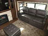 2015 Jayco Pinnacle Photo #3