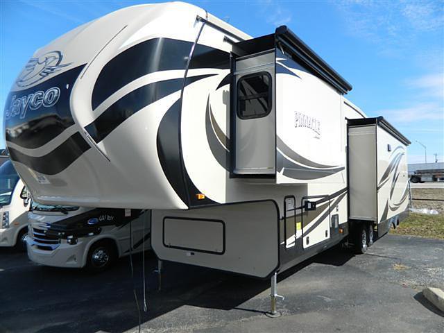 2015 Jayco Pinnacle Photo