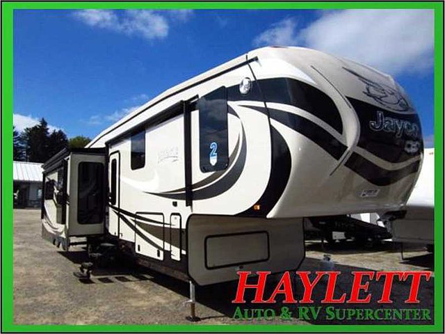 2015 Jayco Pinnacle Photo