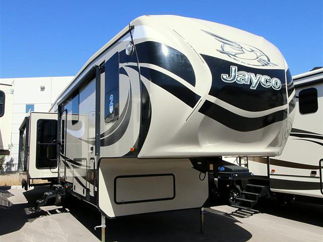 2015 Jayco Pinnacle Photo