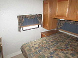 2001 Jayco Qwest Photo #8