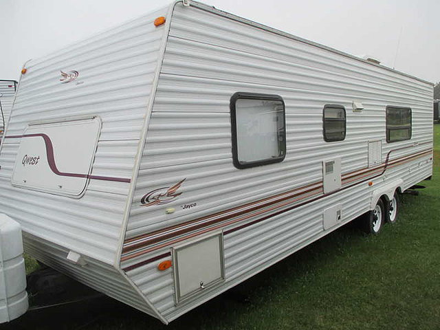 1999 Jayco Qwest Photo