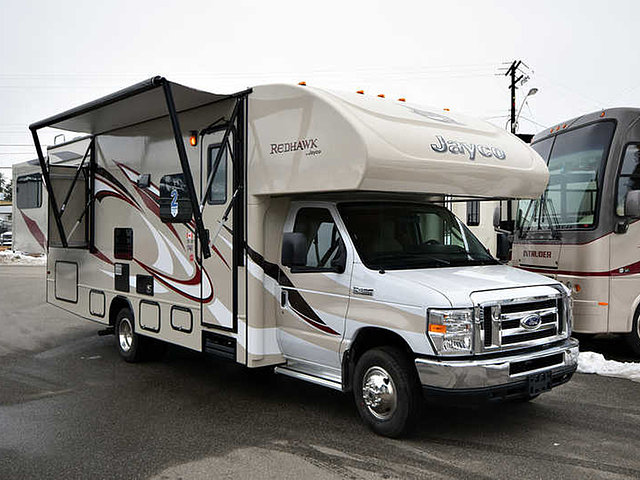 2015 Jayco Redhawk Photo