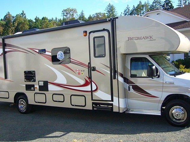 2015 Jayco Redhawk Photo