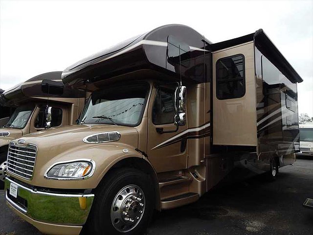 2015 Jayco Seneca Photo