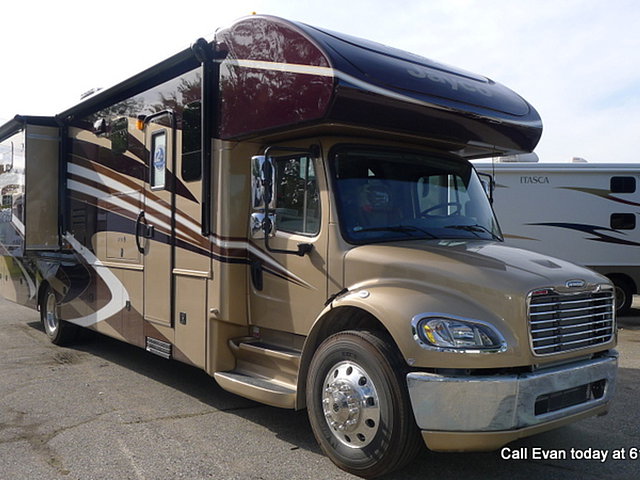 2015 Jayco Seneca Photo
