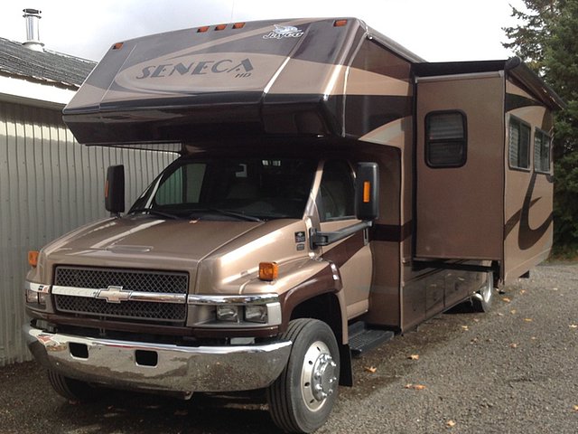 2006 Jayco Seneca HD Photo