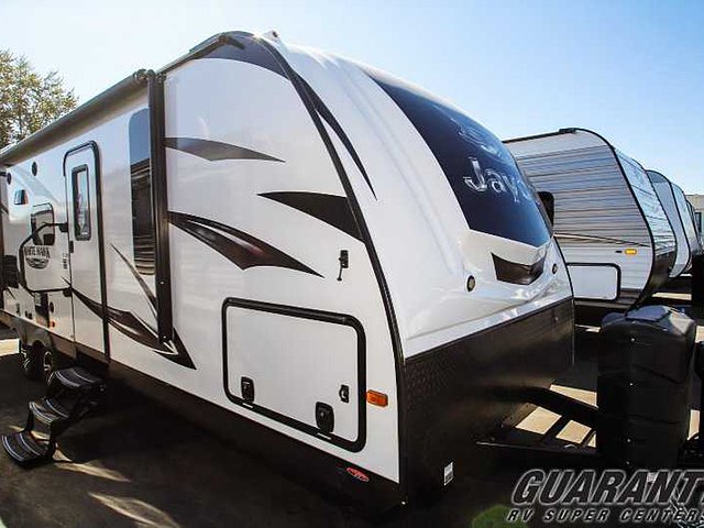 16 Jayco White Hawk