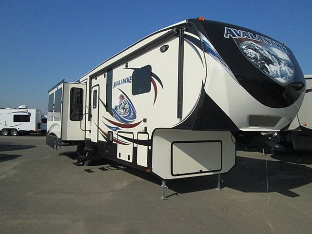 2014 Keystone Keystone Photo