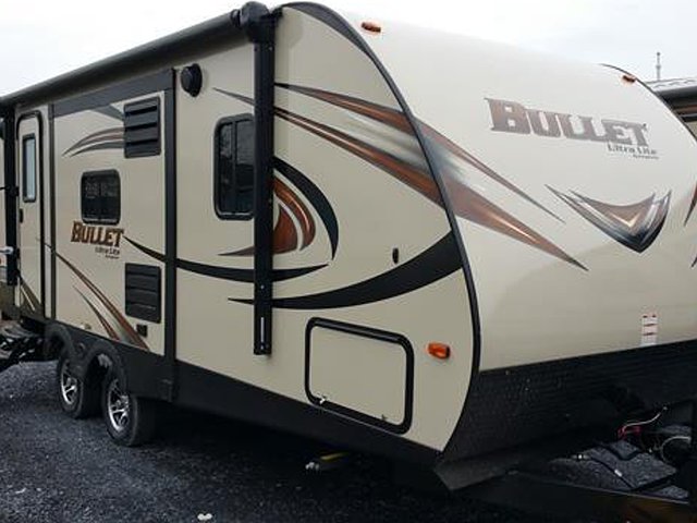 2015 Keystone Bullet Photo