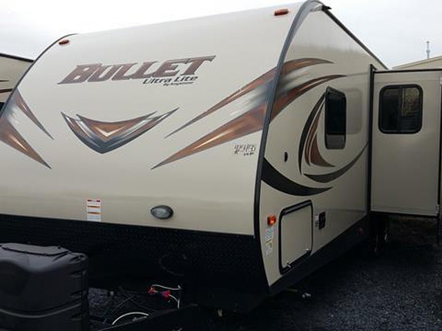 2015 Keystone Bullet Photo