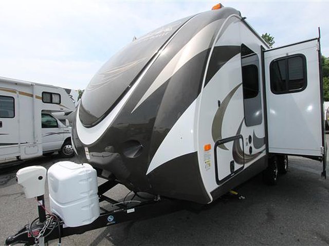 2015 Keystone Bullet Premier Photo