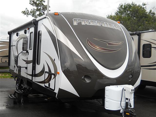 2015 Keystone Bullet Premier Photo