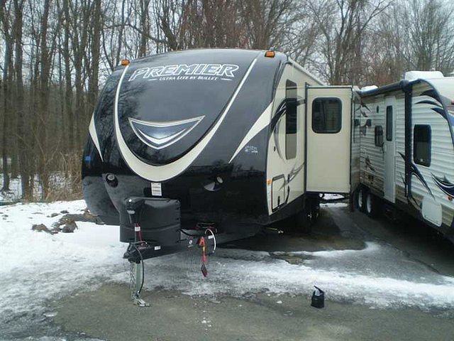 2015 Keystone Bullet Premier Photo