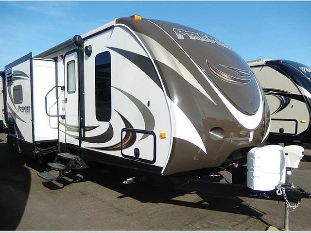 2015 Keystone Bullet Premier Photo