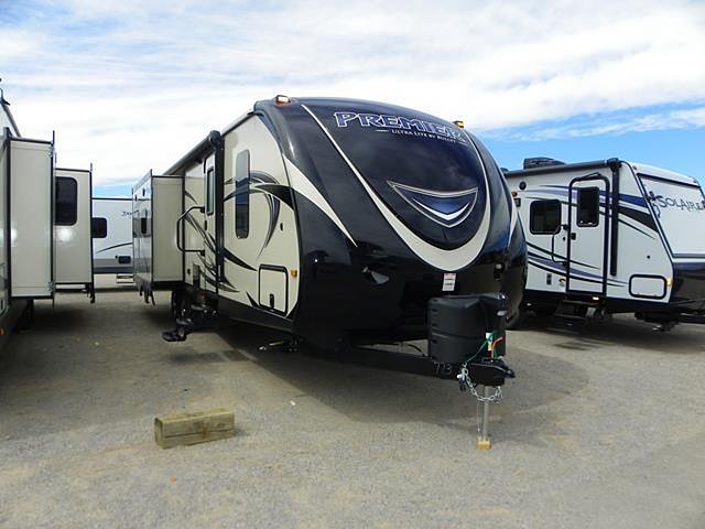 2015 Keystone Bullet Premier Photo