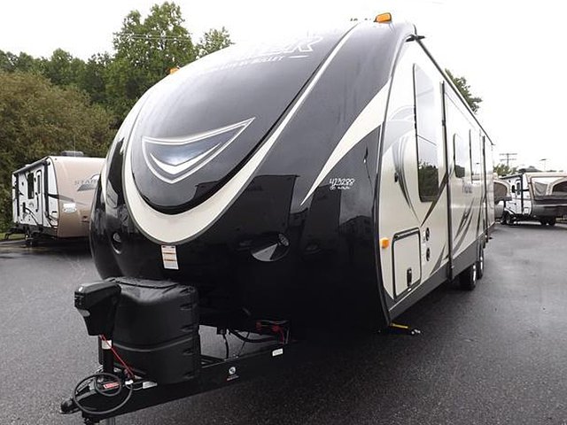 2015 Keystone Bullet Premier Photo