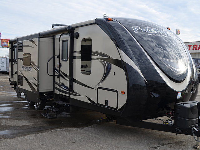 2015 Keystone Bullet Premier Ultra Light Photo