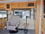 2006 Keystone Challenger Photo #6