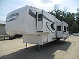 2006 Keystone Challenger Photo #3