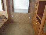 2005 Keystone Challenger Photo #7