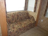 2005 Keystone Challenger Photo #8