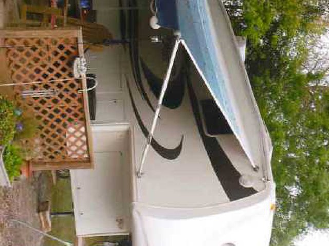 2007 Keystone Challenger Photo