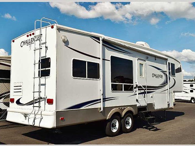 2006 Keystone Challenger Photo