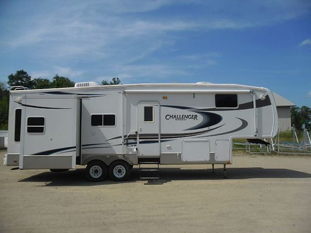 2006 Keystone Challenger Photo