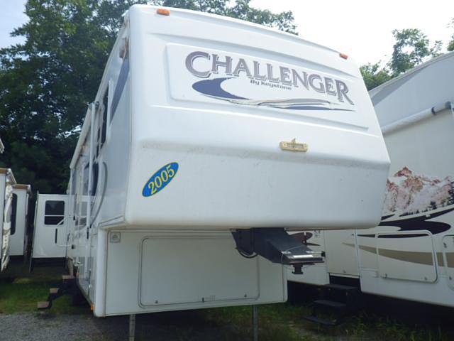 2005 Keystone Challenger Photo