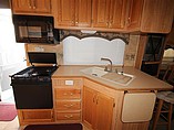 2005 Keystone Challenger Photo #7