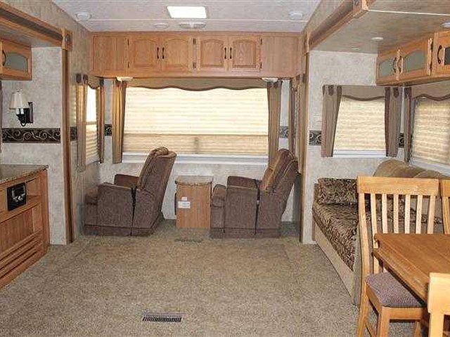 2011 Keystone Copper Canyon Photo