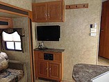 2010 Keystone Cougar Photo #11