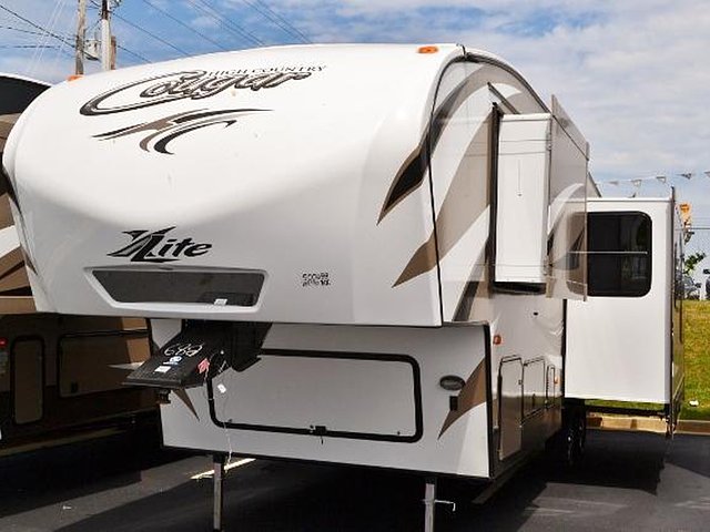 15 Keystone Cougar