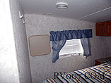 2002 Keystone Cougar Photo #8