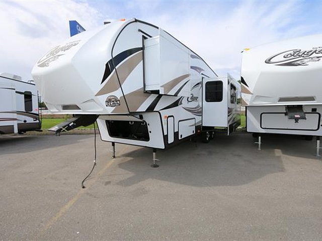 16 Keystone Cougar