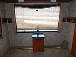 2011 Keystone Cougar Photo #13