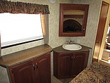 2011 Keystone Cougar Photo #18
