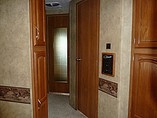 2010 Keystone Cougar Photo #24