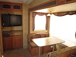 2010 Keystone Cougar Photo #11