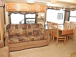 2010 Keystone Cougar Photo #9